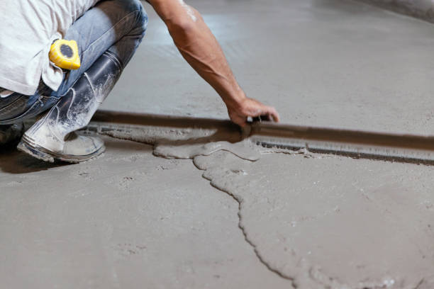Best Concrete flooring contractor  in Sheffield Lake, OH